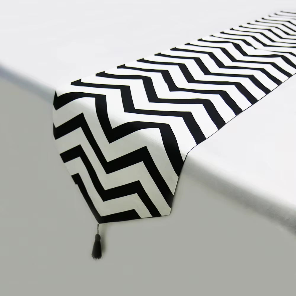 New Black White Striped Table Runner Tea Table TV Cabinet Tablecloth Home Decor Cover Table Cloth with Tassel Party Bed Runner